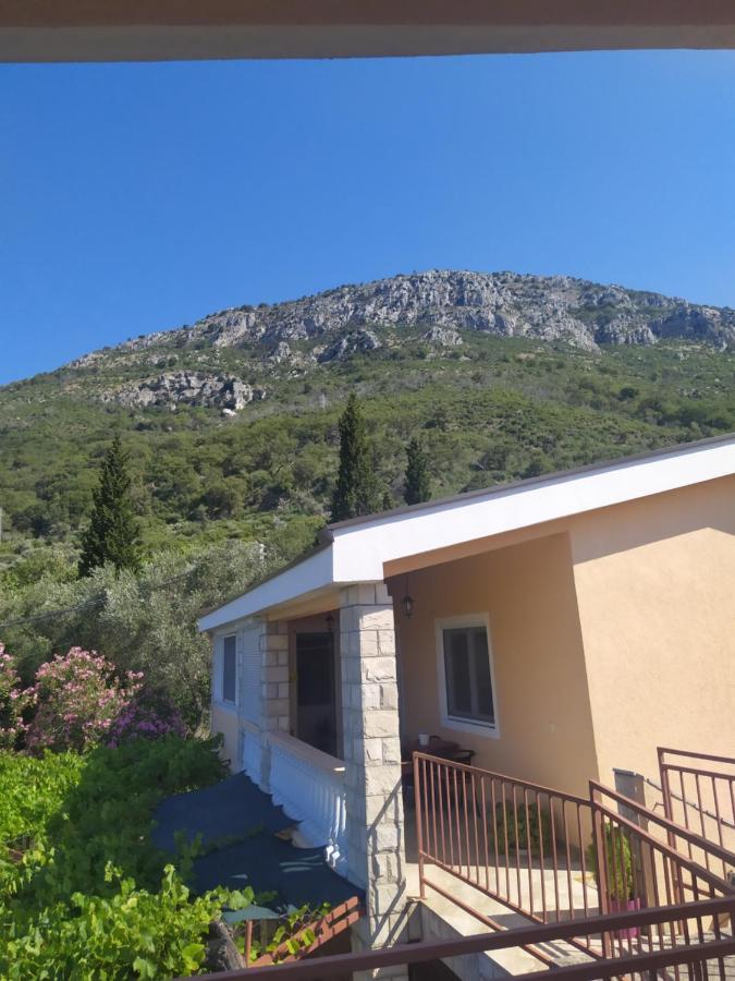 באר Djonovic Apartments מראה חיצוני תמונה