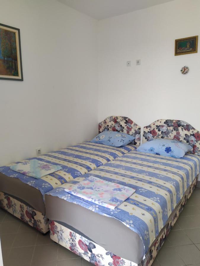 באר Djonovic Apartments מראה חיצוני תמונה