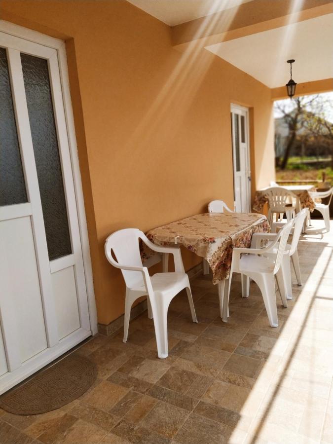 באר Djonovic Apartments מראה חיצוני תמונה