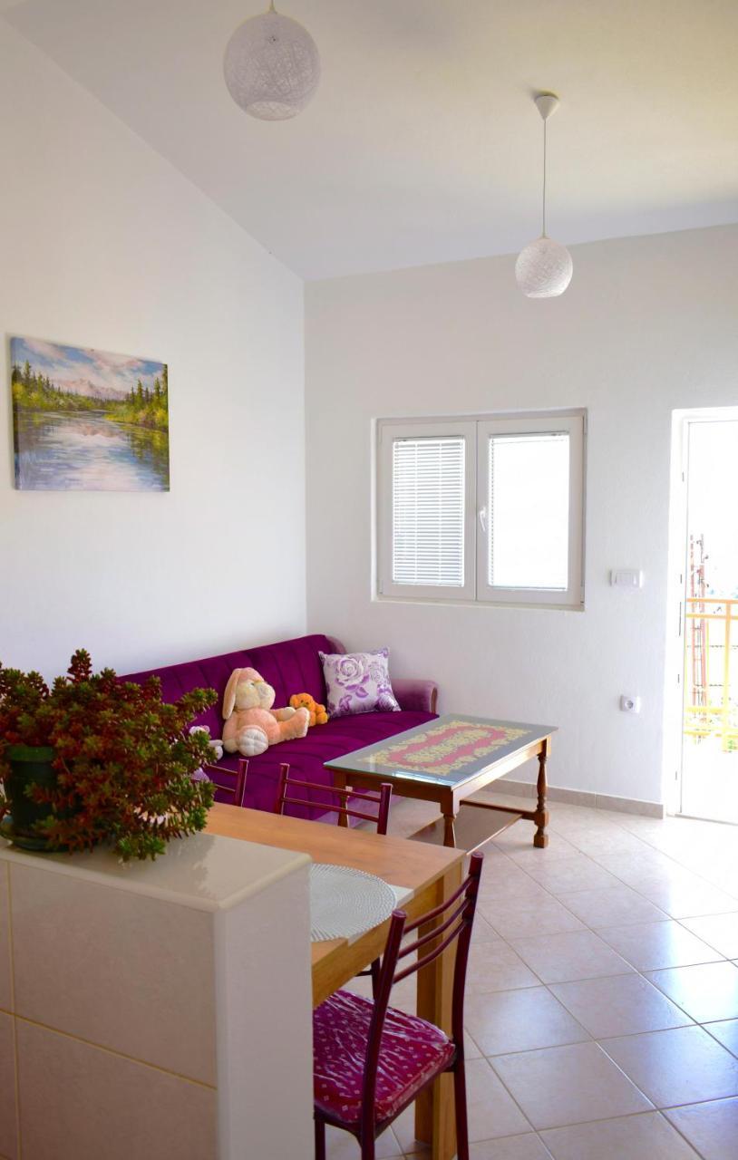 באר Djonovic Apartments מראה חיצוני תמונה